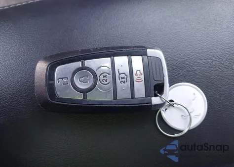 2022 Ford Explorer Xlt from USA, damaged, VIN 1FMSK7DH1NGC01900